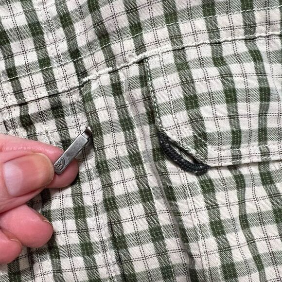 North Face green and white check large men casual, short sleeve button-down - Picture 9 of 11